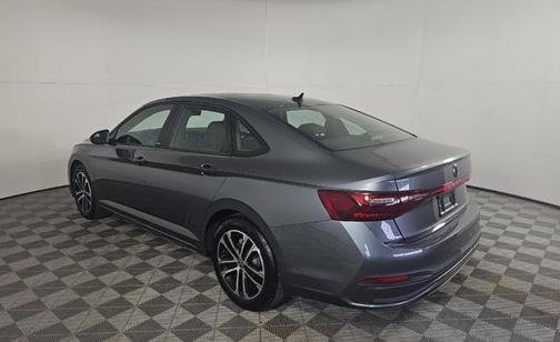Platinum Gray Metallic 2025 Volkswagen Jetta 1.5T Sport
