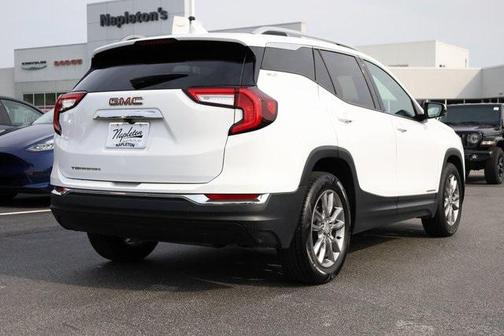 2022 GMC Terrain SLT