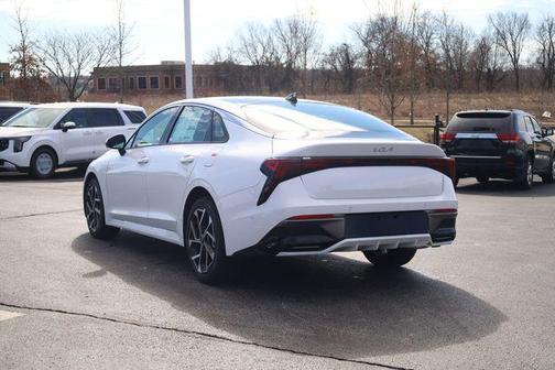 2026 Kia K5 EX