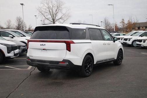 2026 Kia Carnival SX