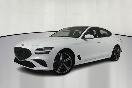 2024 Genesis G70 2.5T RWD
