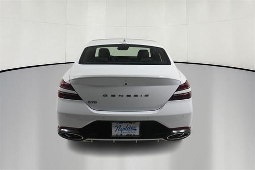 2024 Genesis G70 2.5T RWD
