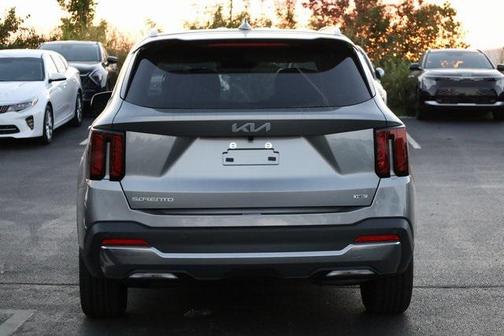 2025 Kia Sorento Hybrid EX