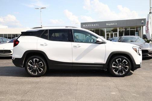 2022 GMC Terrain SLT