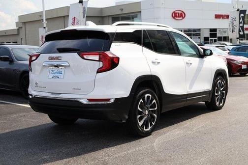 2022 GMC Terrain SLT
