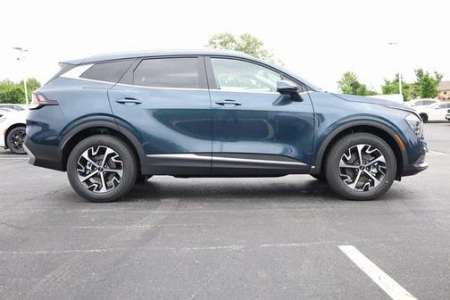 2025 Kia Sportage Hybrid EX