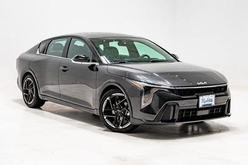 Interstellar Gray 2025 Kia K4 GT-Line
