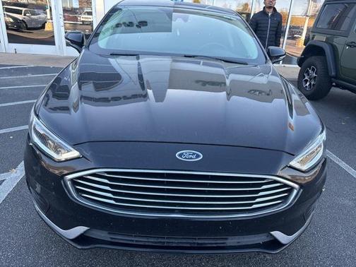 2019 Ford Fusion SEL