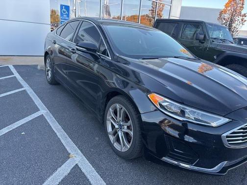 2019 Ford Fusion SEL