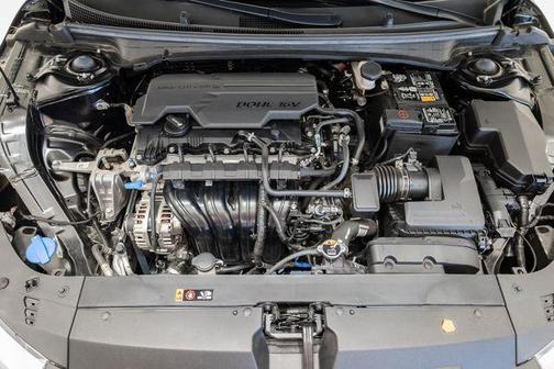 Aurora Black Pearl 2025 Kia K4 LXS
