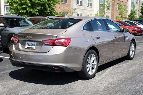 2022 Chevrolet Malibu FWD LT