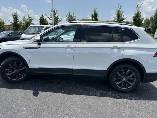 2022 Volkswagen Tiguan 2.0T SE 4MOTION
