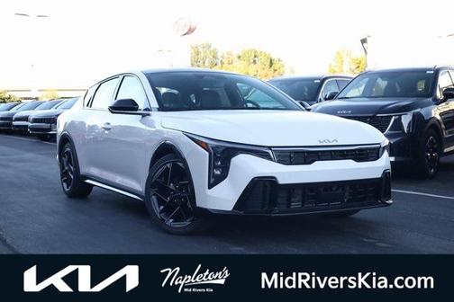2025 Kia K4 GT-Line