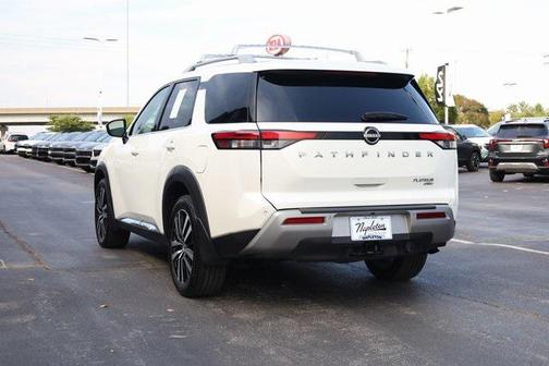 2024 Nissan Pathfinder Platinum 4WD