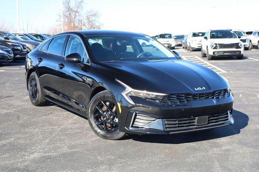 2025 Kia K5 LXS