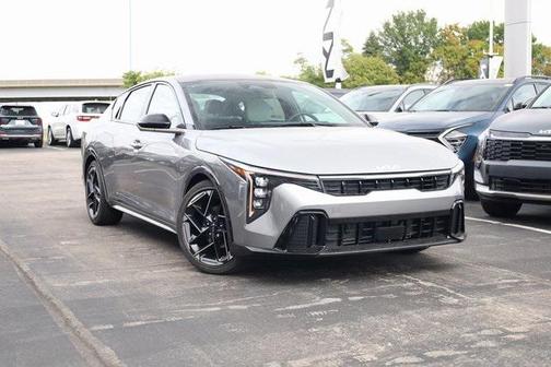 2025 Kia K4 GT-Line