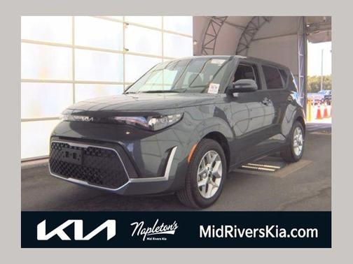 Gravity Gray 2025 Kia Soul LX