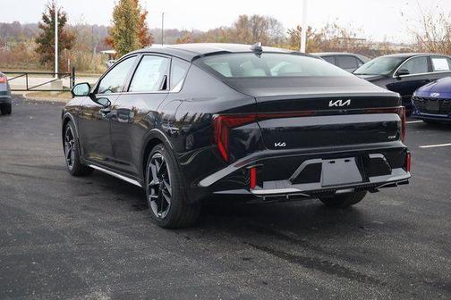 2025 Kia K4 GT-Line