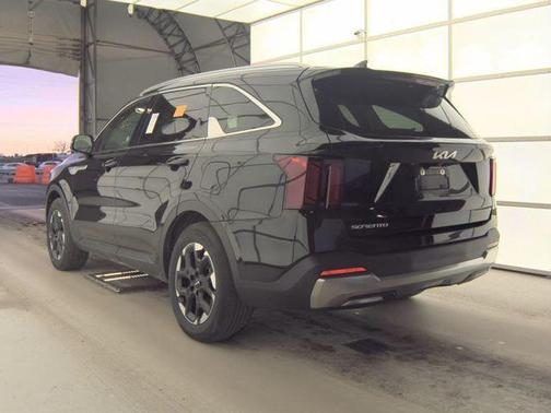 2024 Kia Sorento S