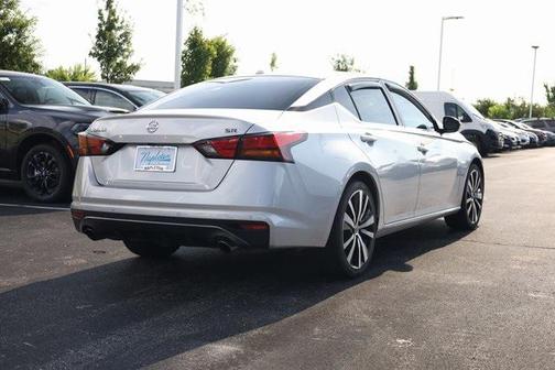 2020 Nissan Altima SR FWD