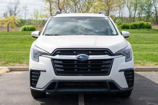 Crystal White Pearl 2024 Subaru Ascent Premium 7-Passenger
