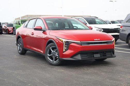2025 Kia K4 LXS