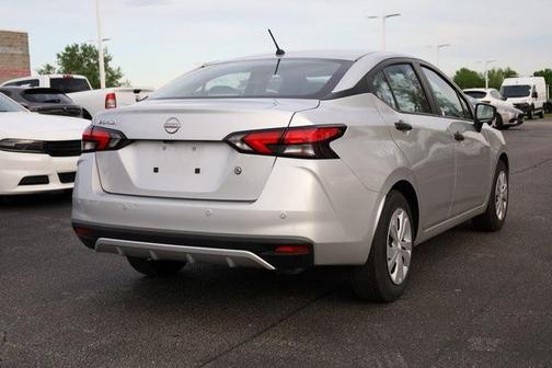 2024 Nissan Versa 1.6 S