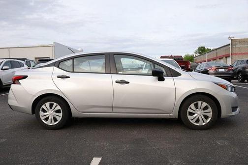 2024 Nissan Versa 1.6 S