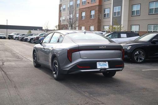2025 Kia K4 EX