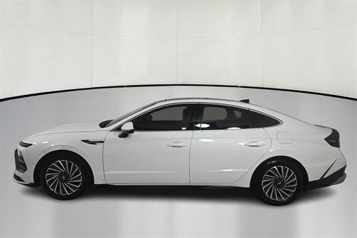2024 Hyundai SONATA Hybrid Limited