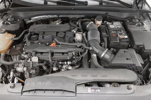 Ebony Black 2022 Kia K5 GT-Line