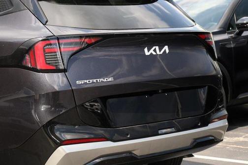 2026 Kia Sportage SX