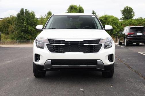 2025 Kia Seltos LX