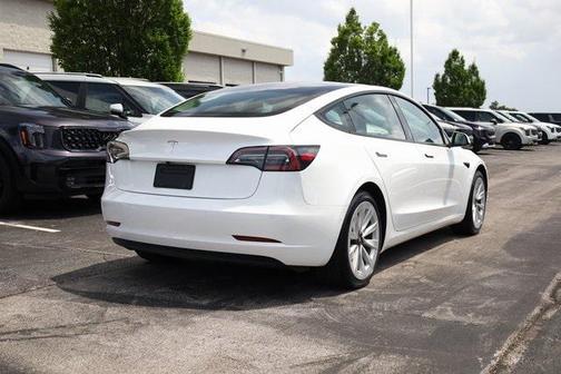 2021 Tesla Model 3 Standard Range Plus