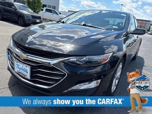 Mosaic Black Metallic 2023 Chevrolet Malibu FWD 1LT