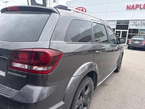 Granite Pearlcoat 2019 Dodge Journey Crossroad