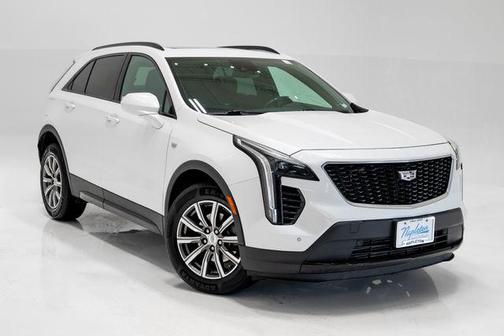Crystal White Tricoat 2020 Cadillac XT4 Sport