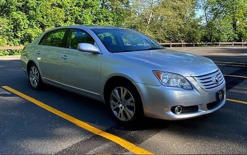 Classic Silver Metallic 2008 Toyota Avalon Touring