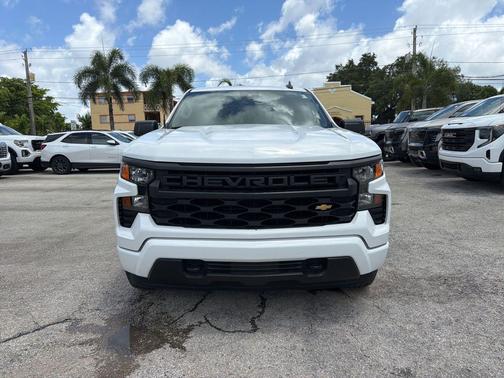 Summit White 2024 Chevrolet Silverado 1500 Custom