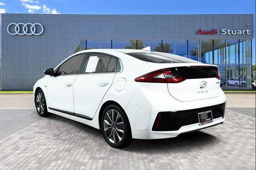 2017 Hyundai IONIQ Hybrid Limited