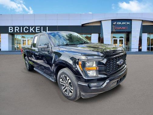 AGATE BLACK METALLIC 2023 Ford F-150 XL