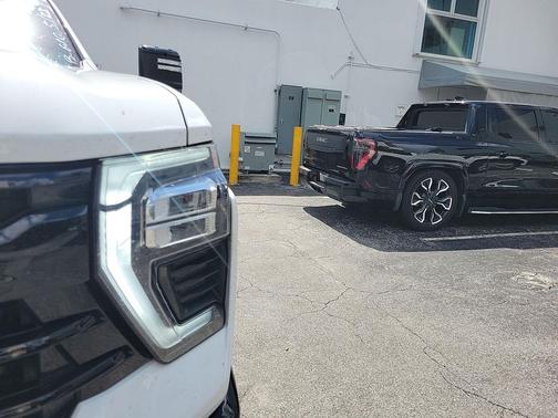 Summit White 2025 Chevrolet Silverado 3500 LTZ