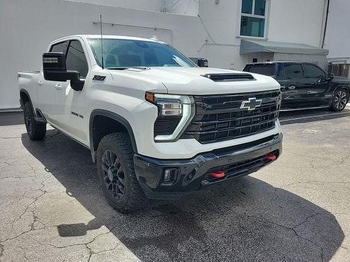 Summit White 2025 Chevrolet Silverado 3500 LTZ