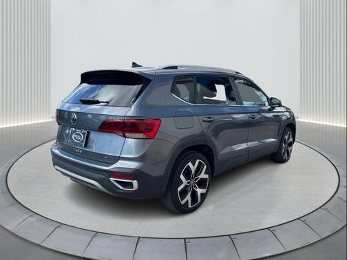 2022 Volkswagen Taos 1.5T SEL