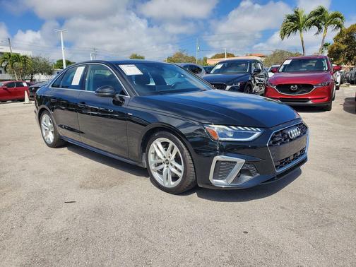 2022 Audi A4 45 S line Premium Plus