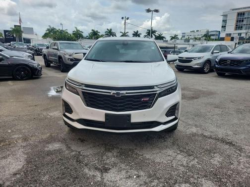 Iridescent Pearl Tricoat 2022 Chevrolet Equinox AWD RS