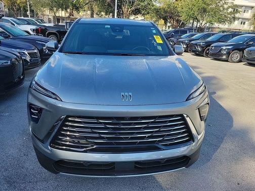 2025 Buick Enclave Preferred FWD