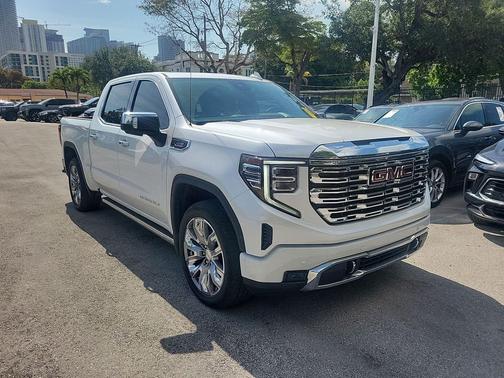 White Frost Tricoat 2023 GMC Sierra 1500 Denali