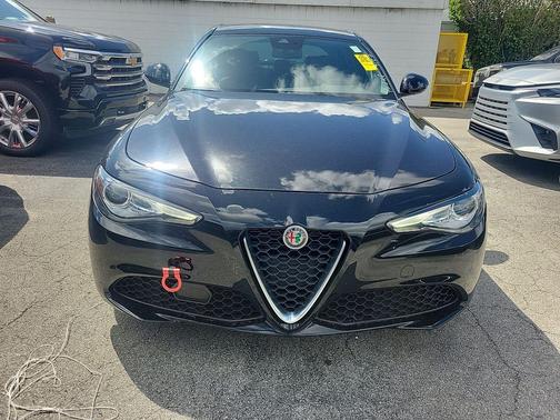 2020 Alfa Romeo Giulia Base