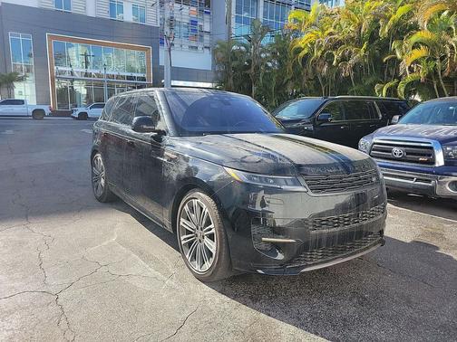 2023 Land Rover Range Rover Sport SE